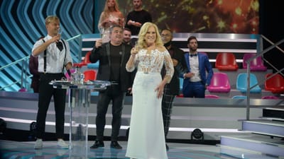 Teresa Guilherme deslumbrante na grande final do «Big Brother - A Revolução» - Big Brother