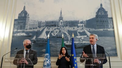 Comissário da ONU diz que Portugal é "verdadeiro campeão" na defesa dos refugiados - TVI