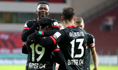 Tapsoba marca e Leverkusen goleia Eintracht na Taça - TVI