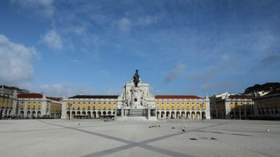 Confiança dos portugueses nas instituições melhorou, mas “está longe do ideal” - TVI