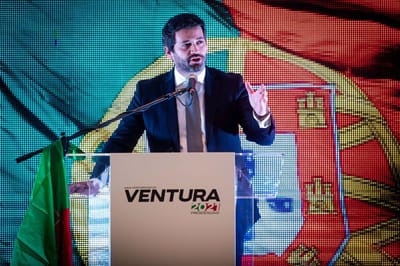 Ventura formaliza recandidatura a líder do Chega - TVI
