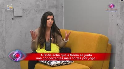 Sofia «destrói» Sónia: «Está sempre a tentar bajular o Savate!» - Big Brother