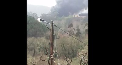 Empresa de plásticos de Paredes de Coura tomada pelas chamas, mas "o pior já passou" - TVI