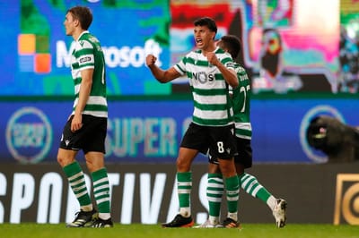 VÍDEO: boa jogada do Sporting e VAR confirma golo de Matheus Nunes - TVI