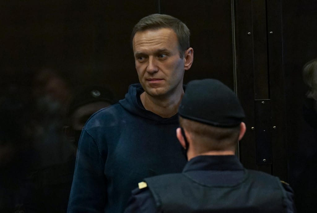 Alexei Navalni no tribunal de Moscovo