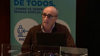 Covid-19: Carmo Gomes deixa apresentações técnicas no Infarmed após críticas ao Governo - TVI