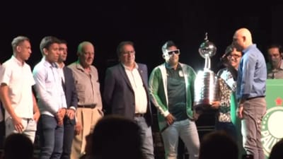 VÍDEO: Palmeiras voltou a festejar a Libertadores com convidados testados - TVI