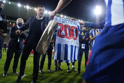 Conceição teve prenda especial após jogo 200 no FC Porto - TVI