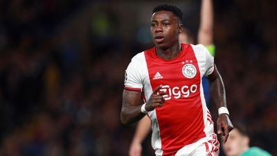OFICIAL: Ajax vende Promes ao Spartak por 8,5 milhões de euros - TVI
