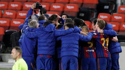 Barcelona regressa à final da Taça do Rei após «remontada» épica - TVI