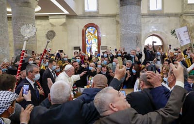 Papa Francisco deixou o Iraque após visita de três dias ao país - TVI