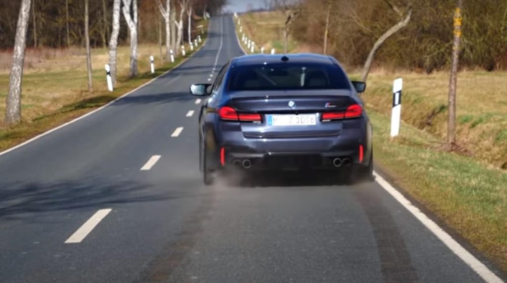 BMW M5 Competition a arrancar (reprodução YouTube «Automann-TV»)