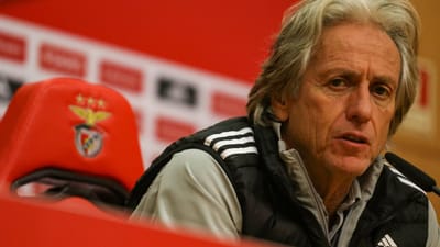 Jesus e o penálti: «Os jogadores do Benfica são 'purinhos' a jogar» - TVI