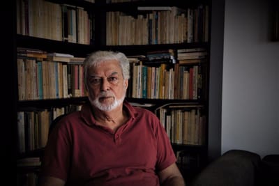 Morreu o antropólogo José Gabriel Pereira Bastos, vítima de covid-19 - TVI