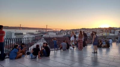 Videovigilância na Baixa de Lisboa começa pelo miradouro do Adamastor - TVI