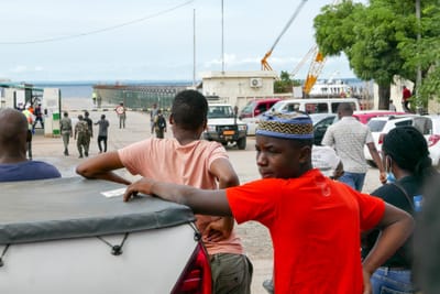 Aministia Internacional pede investigação que puna "abusos de direitos humanos" em Moçambique - TVI