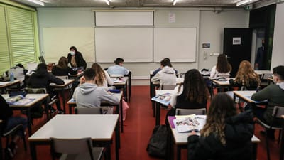 "Não corresponde à verdade”. Colégios asseguram que Ministério recebeu notas internas dos alunos - TVI