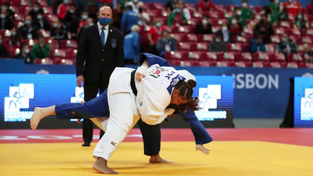 Rochele Nunes contra Renee Lucht nos Europeus de Judo 2021, em Lisboa (Nuno Veiga/LUSA)