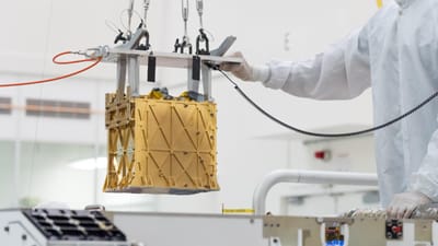 Instrumento de robô em Marte converte dióxido de carbono em oxigénio, vital para astronautas - TVI