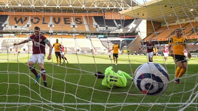 Wolves goleados em casa: hat-trick inédito de neozelandês na Liga inglesa - TVI