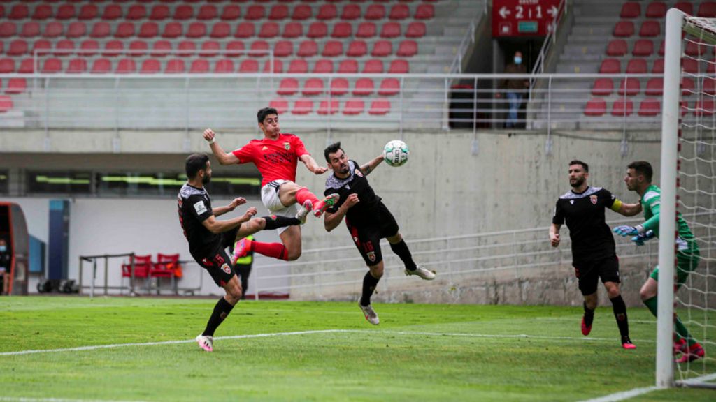 Tiago Gouveia no Benfica B-Penafiel (SL Benfica)