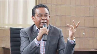 Madagáscar: líder da oposição participa em manifestação contra chá milagroso e acaba preso - TVI