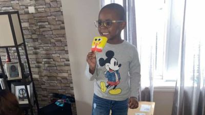 Menino de quatro anos encomenda mais de dois mil euros em gelados - TVI