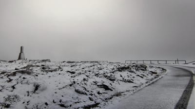 Imagens mostram Serra da Estrela coberta de neve - TVI