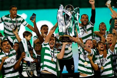 Câmara de Lisboa recebe a equipa do Sporting no dia 20 mas não permitirá adeptos - TVI