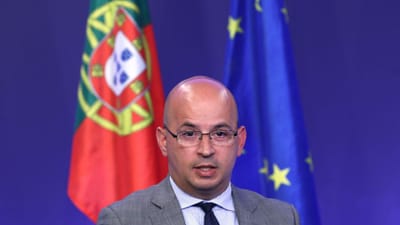 Covid-19: Ministro das Finanças rejeita "dramatismo" com fim das moratórias - TVI