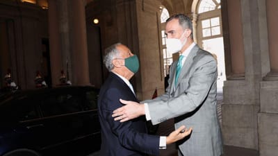 Marcelo envia mensagem de solidariedade ao rei de Espanha após erupção nas Canárias - TVI