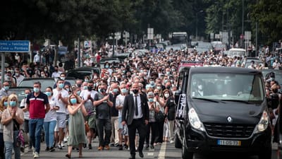 FOTOS: muita emoção no cortejo fúnebre de Neno - TVI