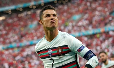 Figura do dia: Ronaldo foi de recorde em recorde à história dos Europeus - TVI
