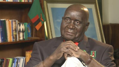 Morreu Kenneth Kaunda, primeiro presidente da Zâmbia - TVI