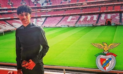 OFICIAL: Benfica garante extremo luso-holandês de 16 anos - TVI