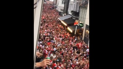 VÍDEO: Dinamarca está nas meias-finais e foi a loucura nas ruas - TVI