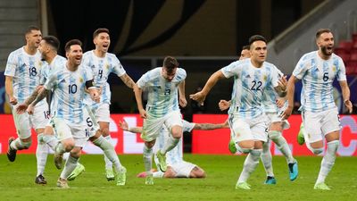 Copa América: Luis Díaz marca, mas é a Argentina quem vai à final - TVI