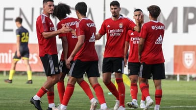 Benfica vence Farense no terceiro teste da pré-temporada - TVI