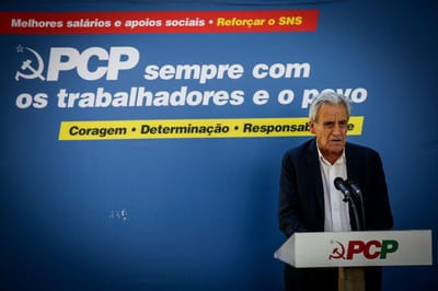 PCP defende nova ponte Barreiro-Chelas e TAP portuguesa - TVI