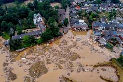 Sobe para 168 número de mortos em inundações na Alemanha e na Bélgica - TVI