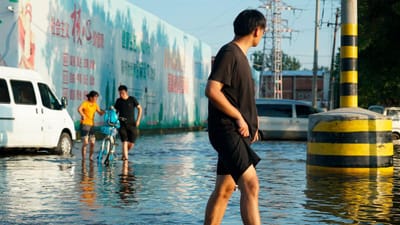 Sobe para 300 número de mortos em enchentes no centro da China - TVI