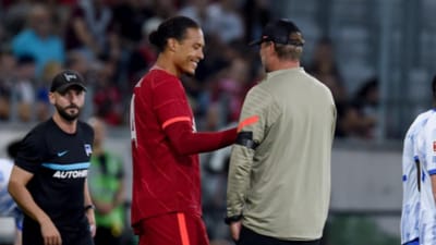 VÍDEO: Liverpool de Jota perde no regresso de Van Dijk aos relvados - TVI