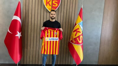OFICIAL: Miguel Cardoso renova com o Kayserispor até 2027 - TVI