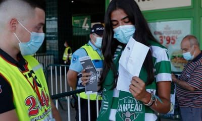 Sporting-Boavista: testes, pulseiras e máscaras para aceder a Alvalade - TVI