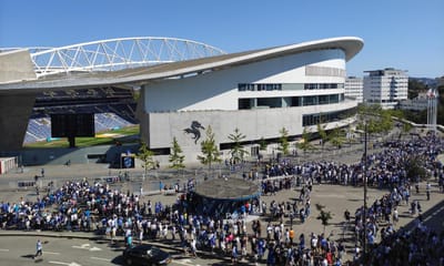 Adeptos: só o FC Porto esgotou lotação na 1.ª jornada da Liga - TVI