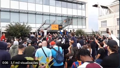 VÍDEO: adeptos do PSG em loucura no aeroporto à espera de Messi - TVI