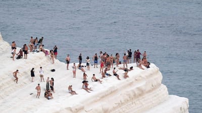 Sicília regista dia com quase 49.ºC. Pode ser um novo recorde de temperaturas na Europa - TVI