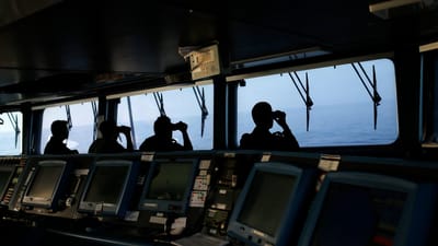 "Não me lembro de uma tragédia desta magnitude": 10 mortos e 11 desaparecidos em naufrágio na Terra Nova, barco português saiu em socorro - TVI