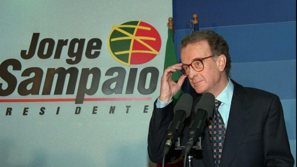 Jorge Sampaio na noite em que foi eleito como Presidente da República, 14 de janeiro de 1996