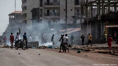 Golpistas da Guiné-Conacri comprometem-se a acelerar libertação de opositores presos - TVI